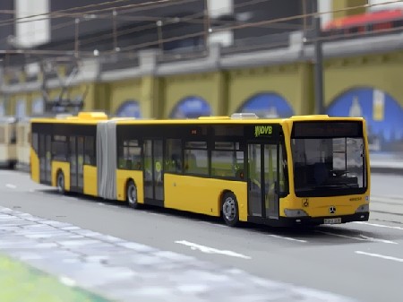 MB Citaro als Linie 75 zur Messe Dresden. Fahrzeugnummer: 459 033.