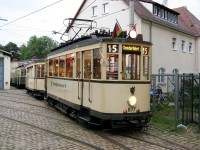 Wagen 877 steht zur abendlichen Sonderfahrt bereit.