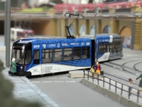 Der Stra&szlig;enbahnwagen suchte sich seinen eigenen Weg