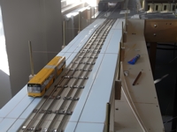 Ein MAN NG313 probiert die extra angelegte Fahrspur auf der neuen Albertbr&uuml;cke