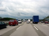 Noch nicht einmal Dresden verlassen und schon stehen wir im Stau