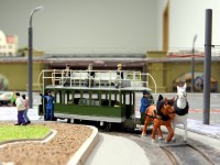 War einer der ersten Stra&szlig;enbahnwagen in Dresden