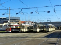 Ein kleine Fahrzeugparade ohne schm&uuml;ckendes Beiwerk