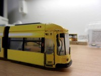 Das Geh&auml;use der Niederflurbahn war arg ramponiert.