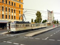 Die Wei&szlig;eritzstra&szlig;e mit Stra&szlig;enbahn im Abendlicht