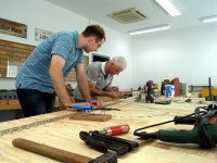 Die Gleisbaubrigade strebt unaufhörlich voran