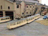 Ein KSW mit Berliner Beiwagen am Stra&szlig;enbahnhof Mickten.