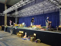 Auf den Bühnen waren die großen Straßenbahnen untergebracht.