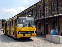Rundfahrten fanden mit dem Ikarus-Bus aus Chemnitz statt.