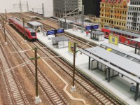 &Uuml;berblick &uuml;ber die Gleise 1 bis 4 mit den Anzeigern